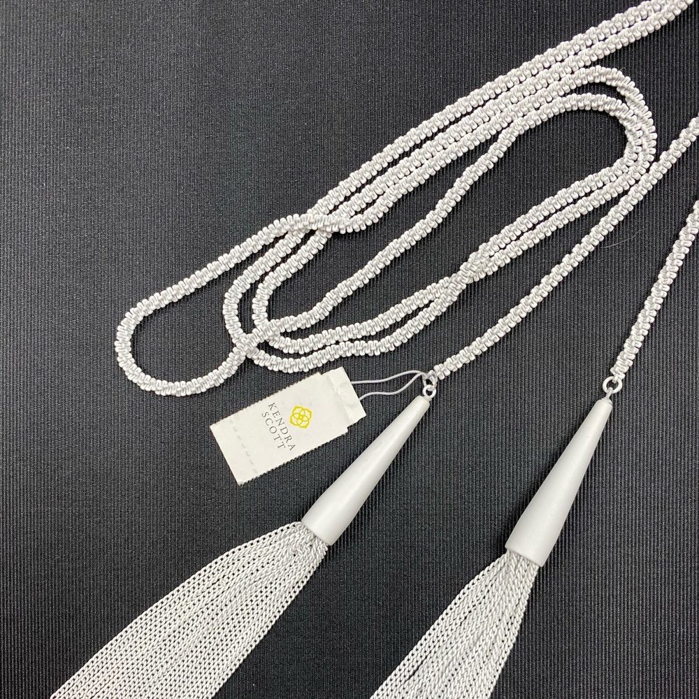 Kendra Scott White Matte Phara Tassel Necklace NEW - Picture 4 of 8